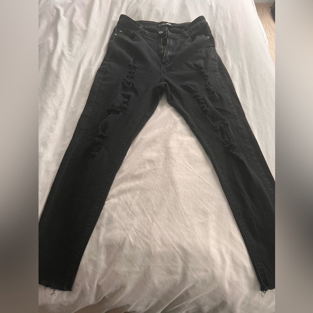 Fashion Nova, Destroyed Faded Black Skinny Jeans, 13/14